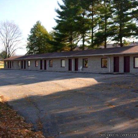โอเวอร์ตัน โมเทล ลีฟวิงสตัน Motel Livingston ภายนอก รูปภาพ