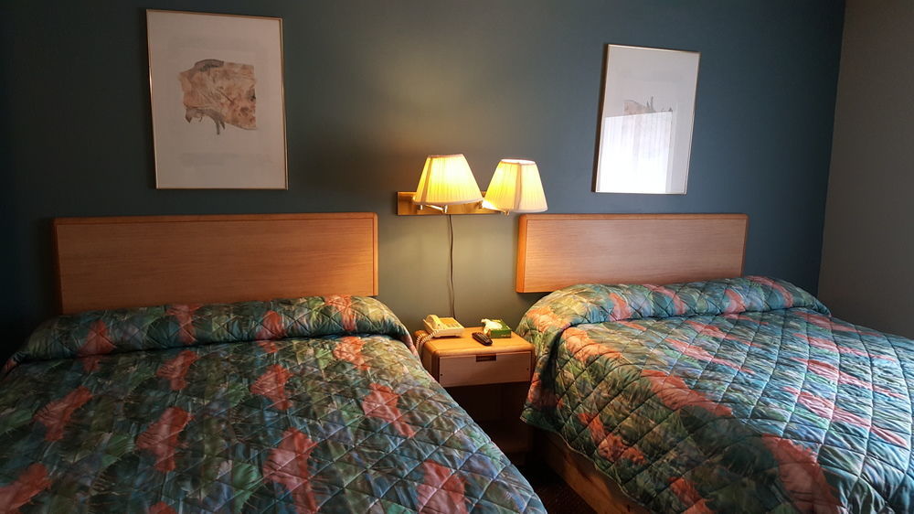 โอเวอร์ตัน โมเทล ลีฟวิงสตัน Motel Livingston ภายนอก รูปภาพ